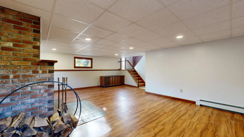12 Treemount Drive Lewiston ME 04240