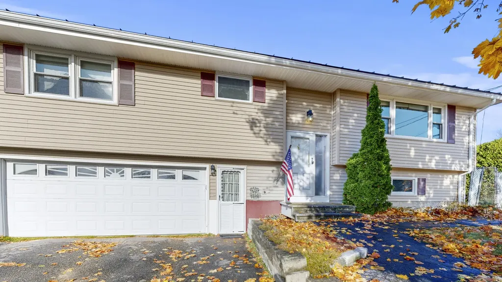 12 Treemount Drive Lewiston ME 04240