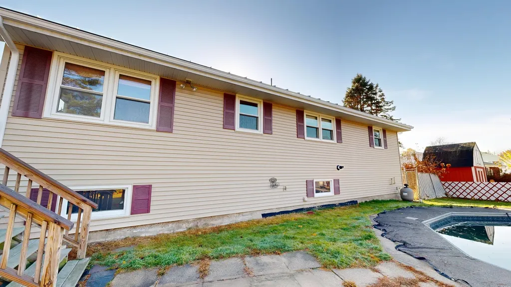 12 Treemount Drive Lewiston ME 04240