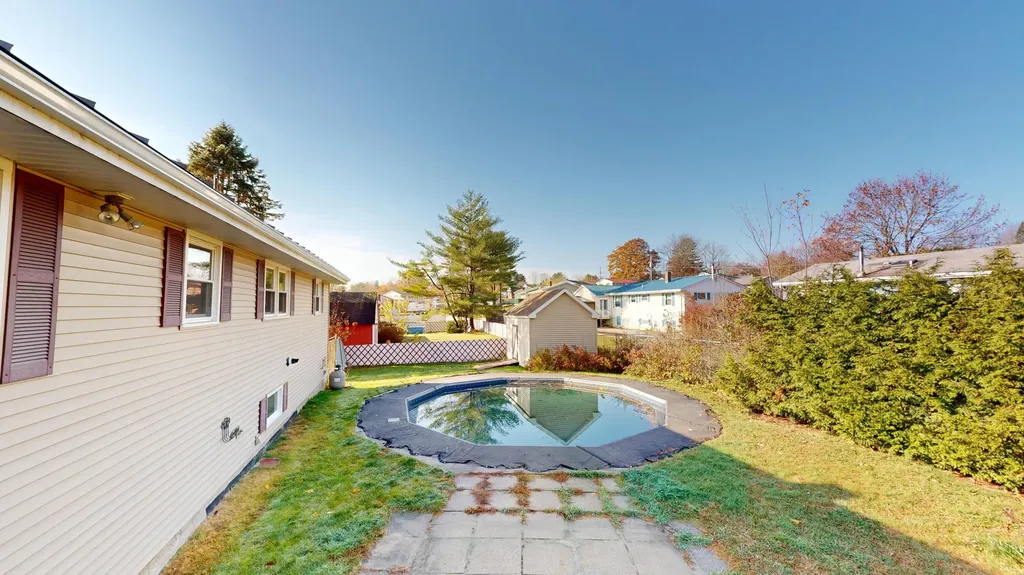 12 Treemount Drive Lewiston ME 04240