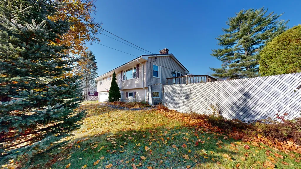 12 Treemount Drive Lewiston ME 04240