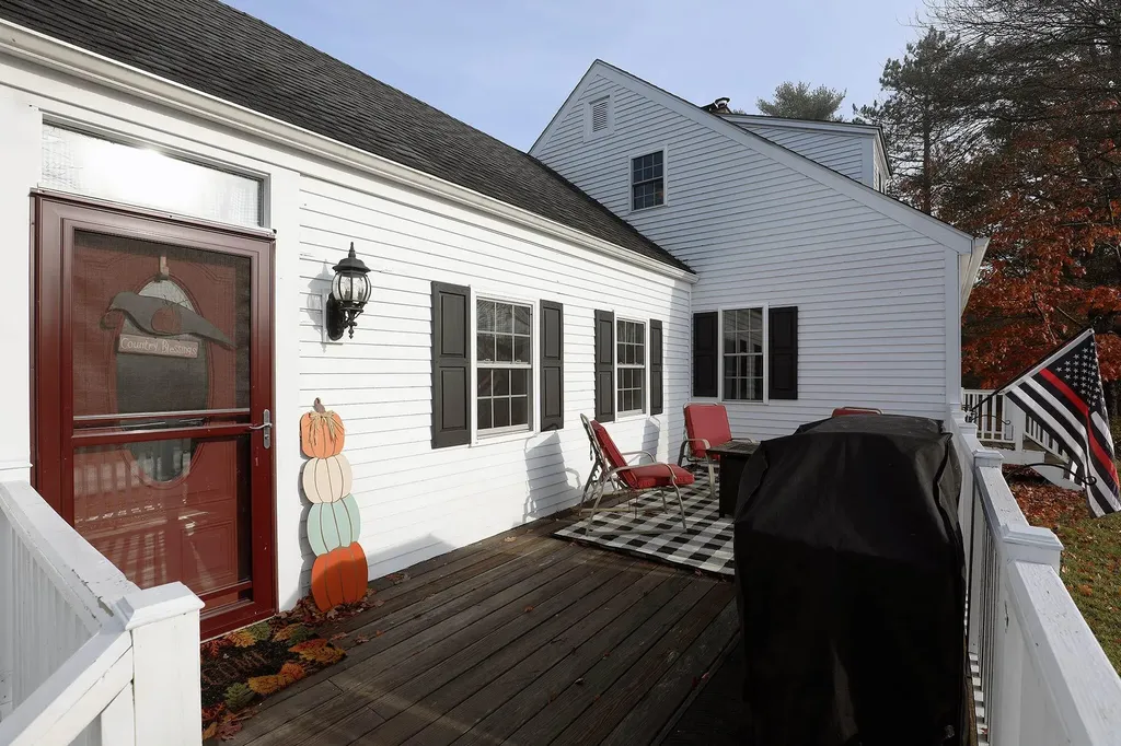 223 Capen Road Gardiner ME 04345