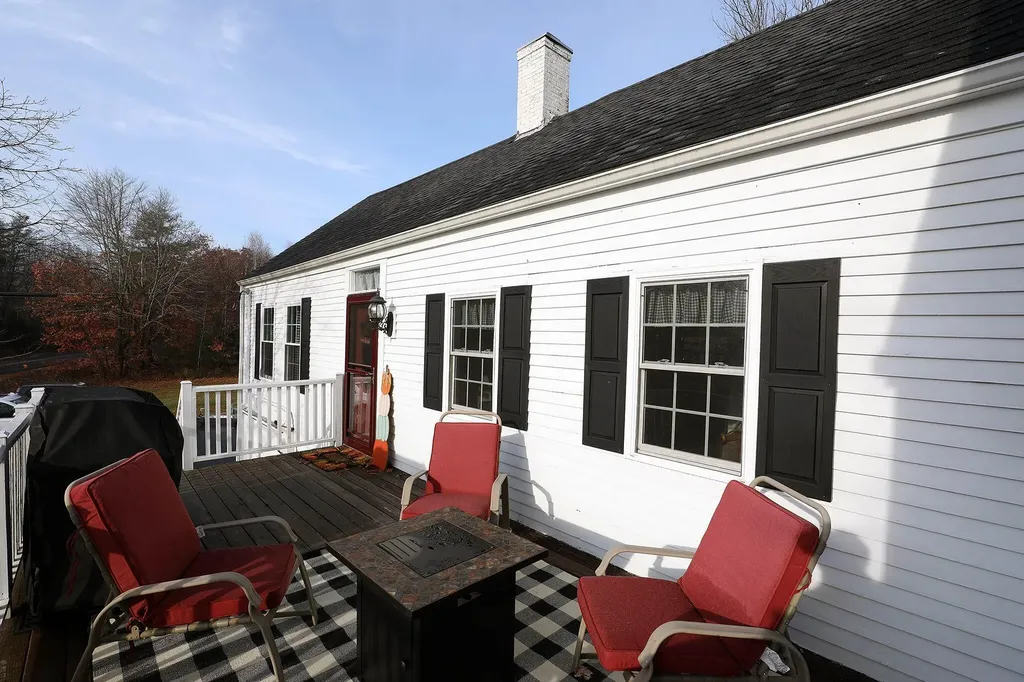 223 Capen Road Gardiner ME 04345