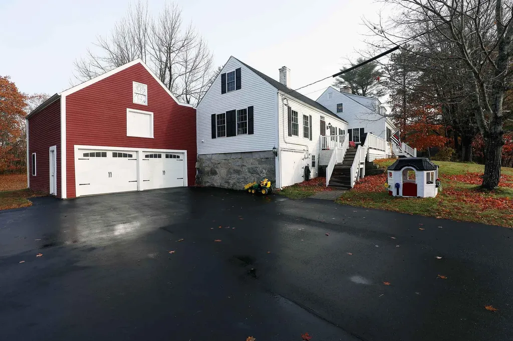 223 Capen Road Gardiner ME 04345