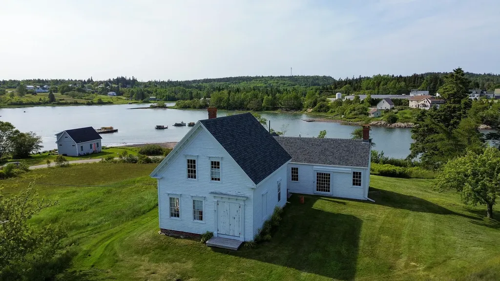 132 Pettegrow Point Road Machiasport ME 04655