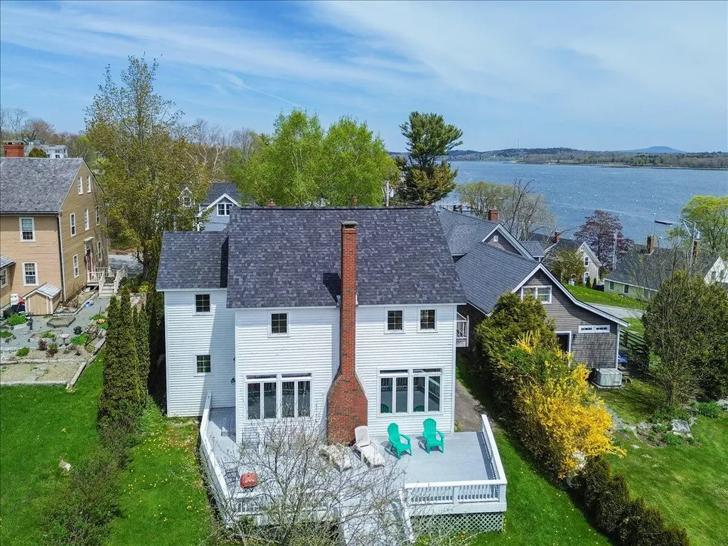 10 Green Street Castine ME 04421