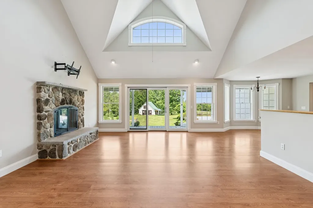 3110 Friendship Road Waldoboro ME 04572