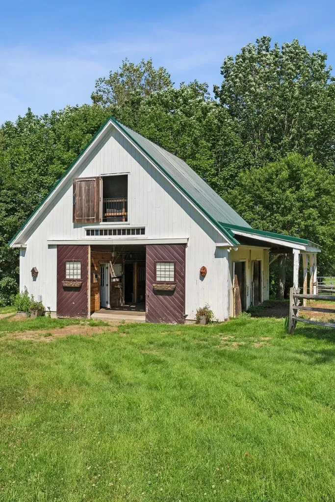 3110 Friendship Road Waldoboro ME 04572