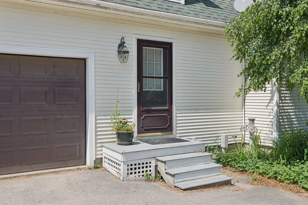 3110 Friendship Road Waldoboro ME 04572
