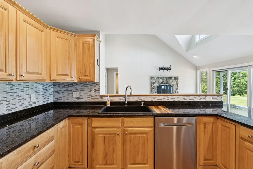 3110 Friendship Road Waldoboro ME 04572