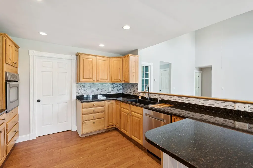 3110 Friendship Road Waldoboro ME 04572