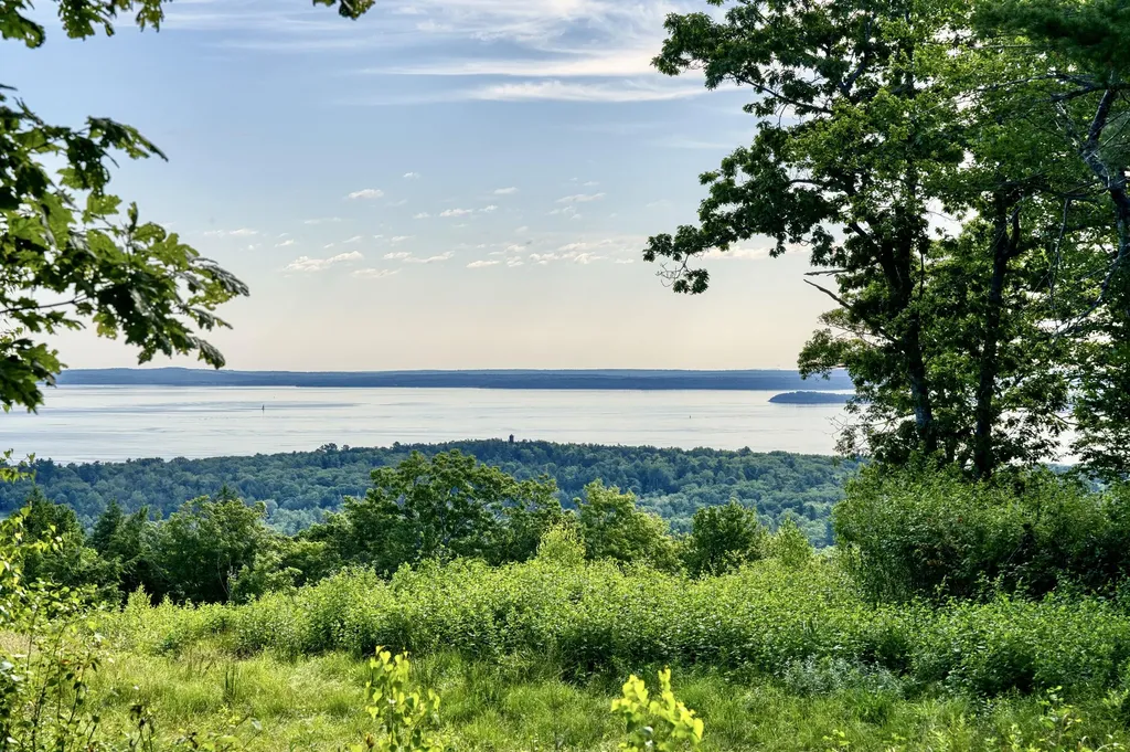 Lot 26 Mariner's Watch Road Northport ME 04849