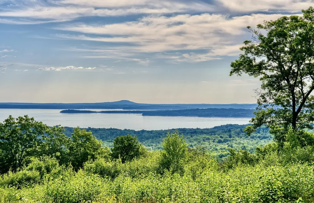 Lot 26 Mariner's Watch Road Northport ME 04849
