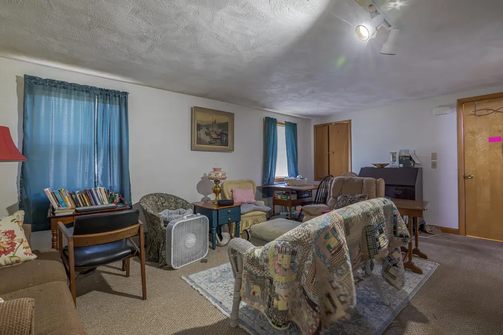 16/28 Blodgett Lane Bar Harbor ME 04609