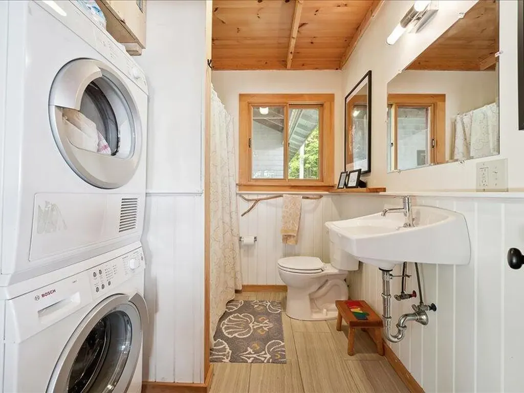 66 Vera's Way Deer Isle ME 04650