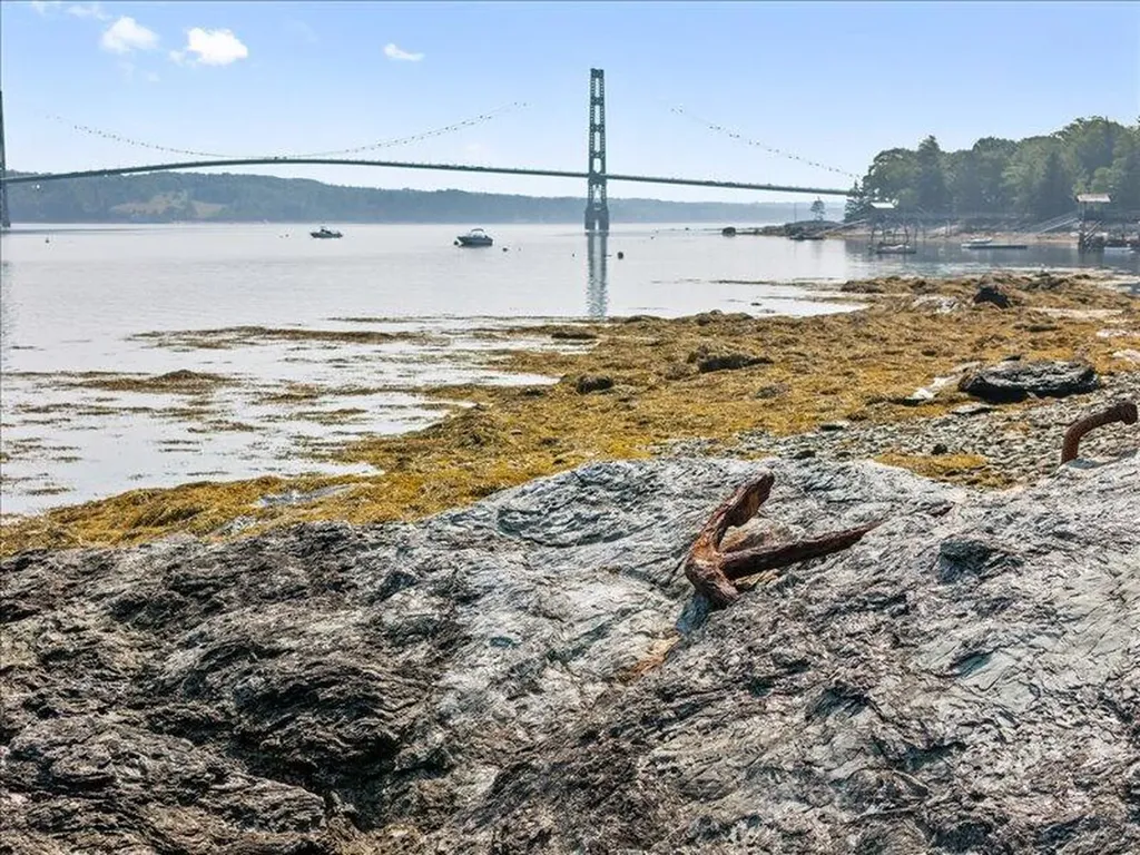 66 Vera's Way Deer Isle ME 04650