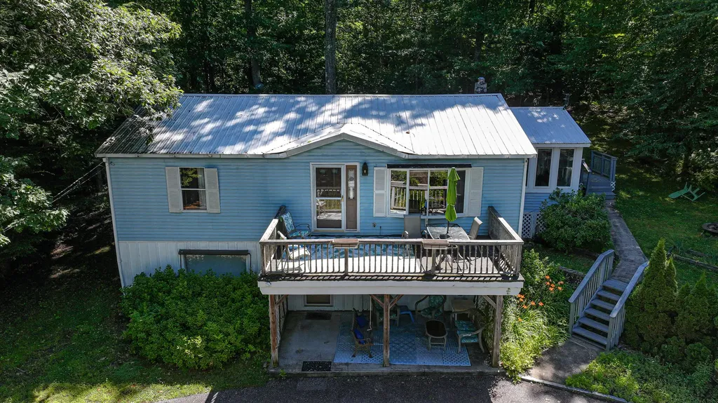209 Norway Road Harrison ME 04040