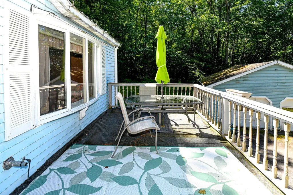 209 Norway Road Harrison ME 04040