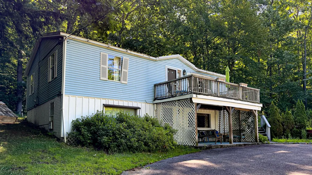 209 Norway Road Harrison ME 04040