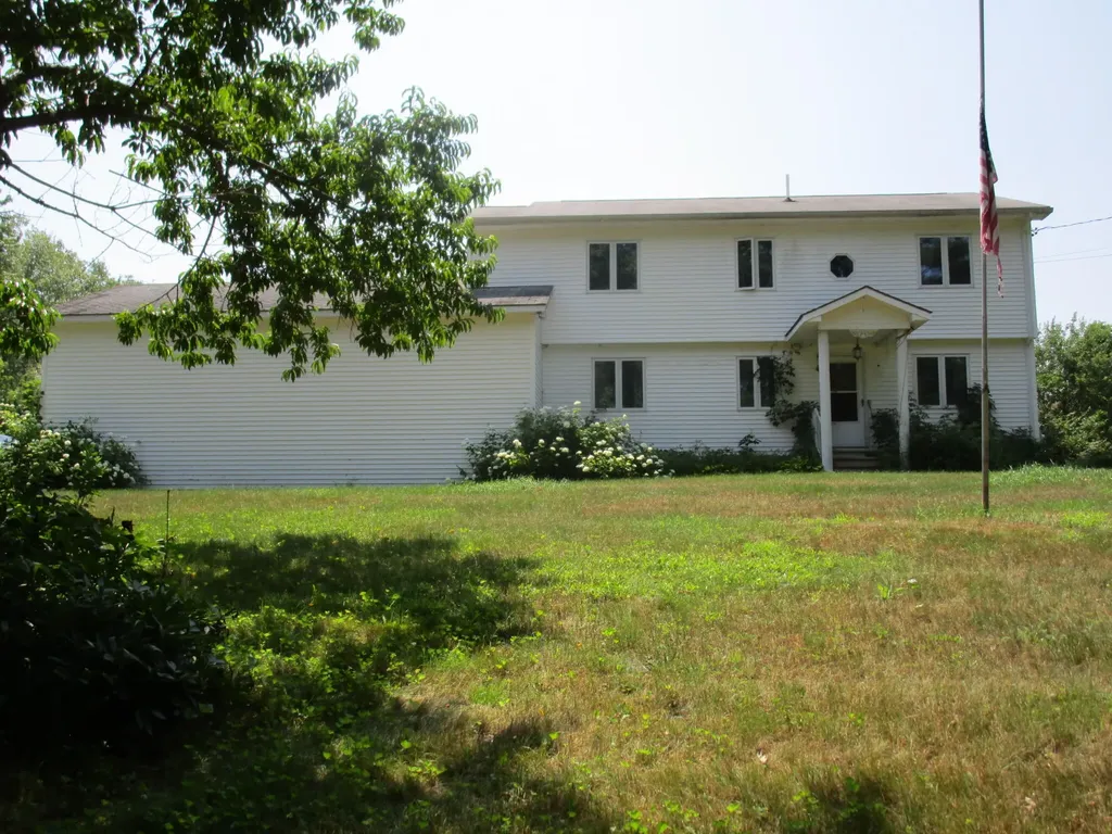 93 & 89 Town Farm Road Norway ME 04268