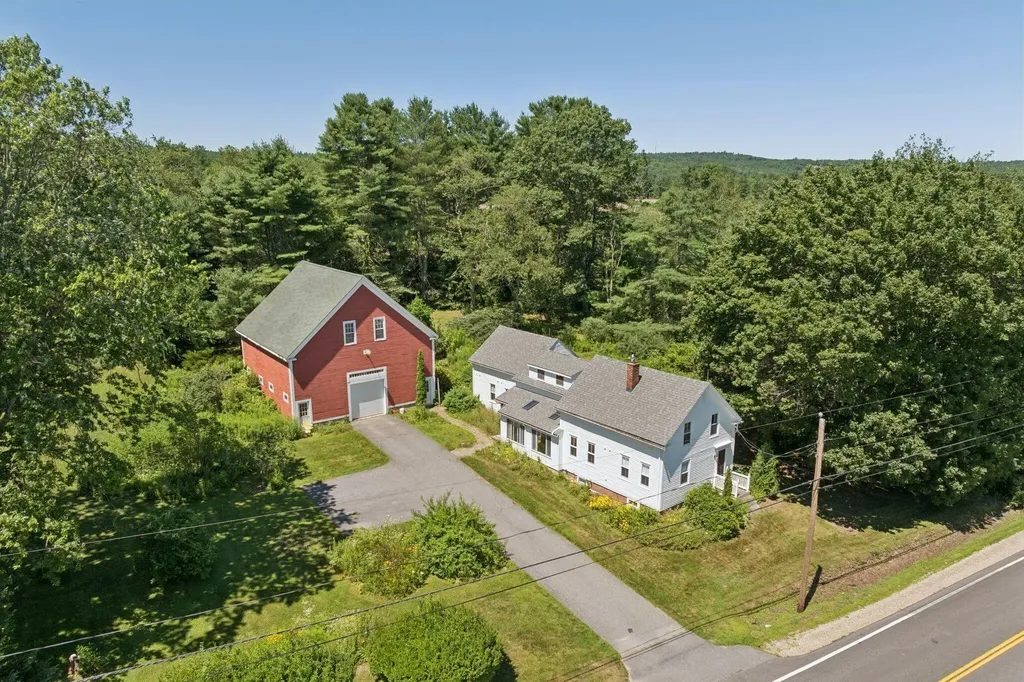464 Gray Road Falmouth ME 04105