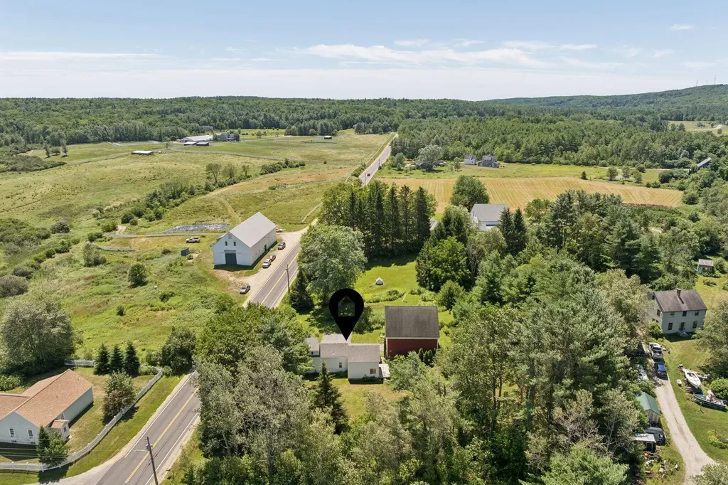 464 Gray Road Falmouth ME 04105