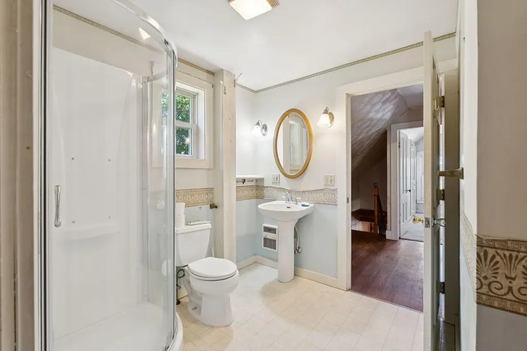 464 Gray Road Falmouth ME 04105