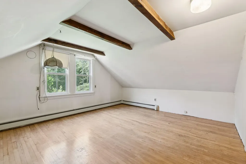 464 Gray Road Falmouth ME 04105