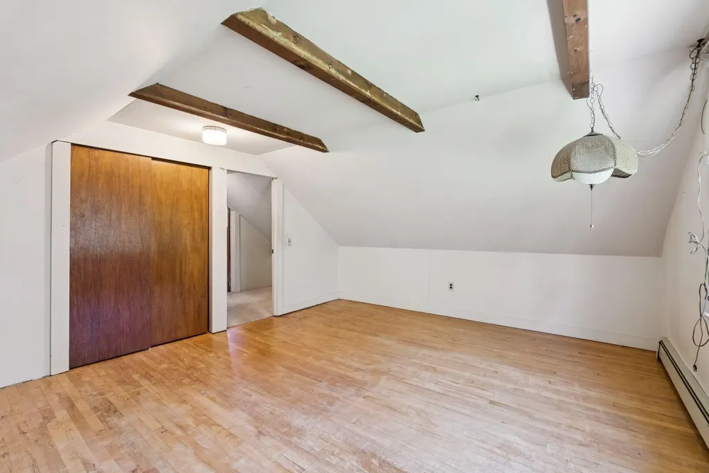 464 Gray Road Falmouth ME 04105