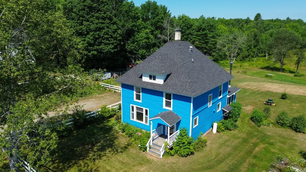 606 Airline Road Amherst ME 04605