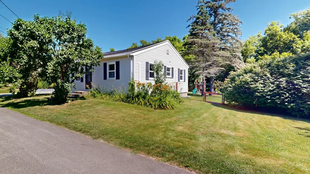 30 Turgeon Street Lewiston ME 04240