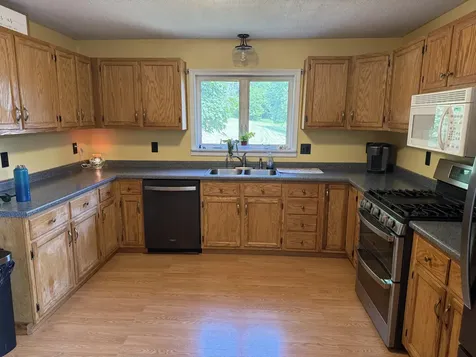 35 Maple Street Baileyville ME 04694