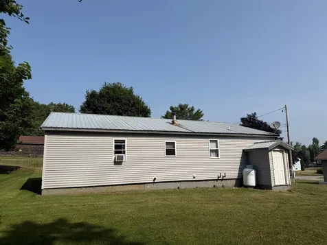 35 Maple Street Baileyville ME 04694
