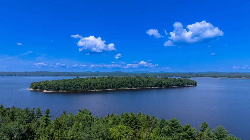 1 Eagle Island Mariaville ME 04605