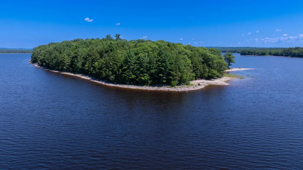 1 Eagle Island Mariaville ME 04605