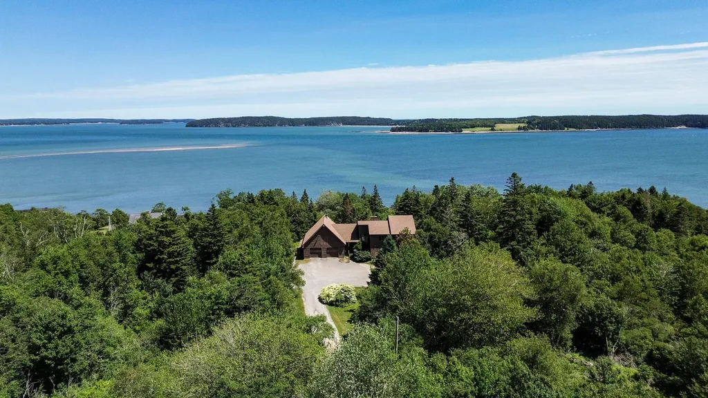 989 Mason Bay Road Jonesport ME 04649
