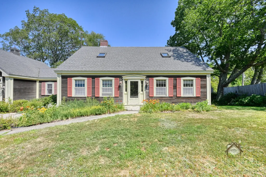 82 Southside Road Bristol ME 04554