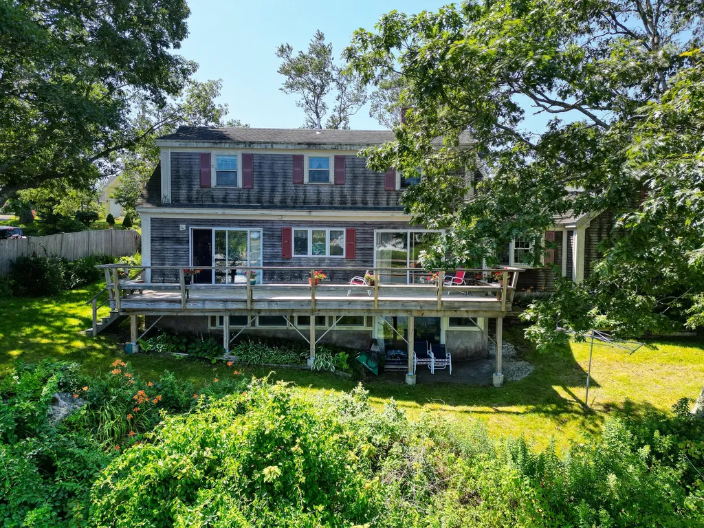 82 Southside Road Bristol ME 04554