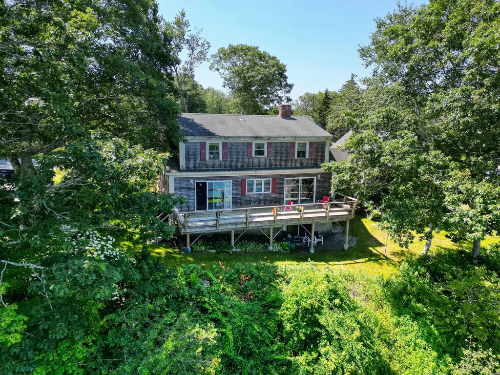 82 Southside Road Bristol ME 04554