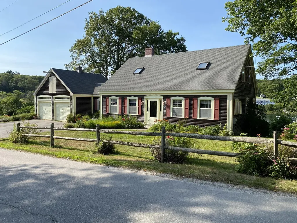 82 Southside Road Bristol ME 04554