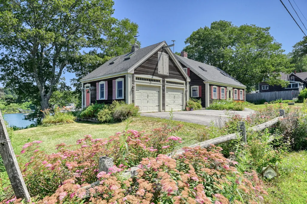 82 Southside Road Bristol ME 04554