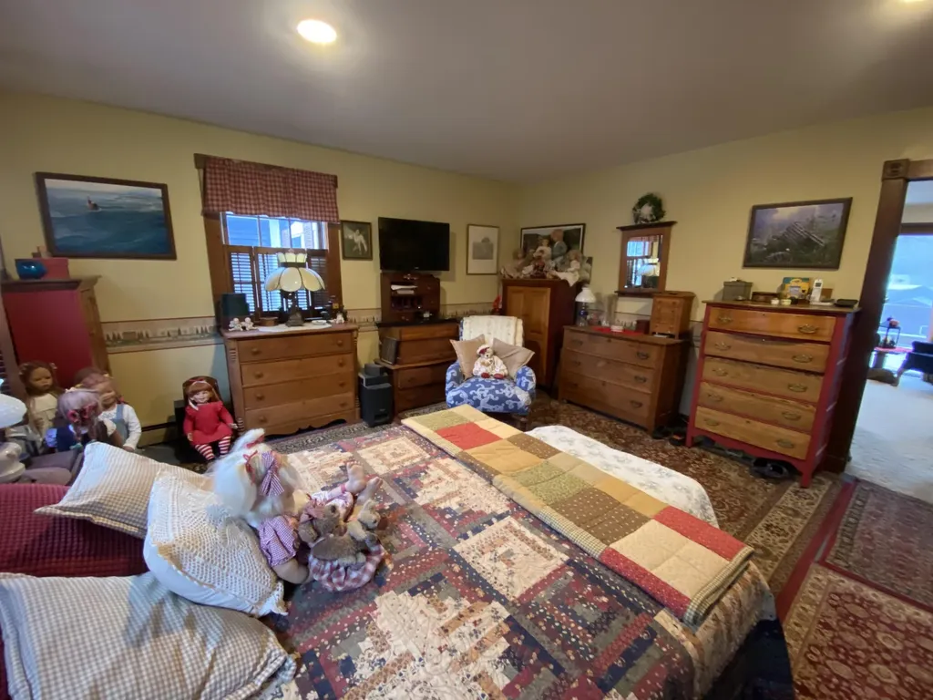 82 Southside Road Bristol ME 04554