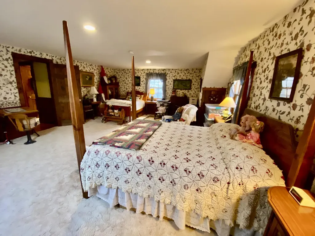 82 Southside Road Bristol ME 04554