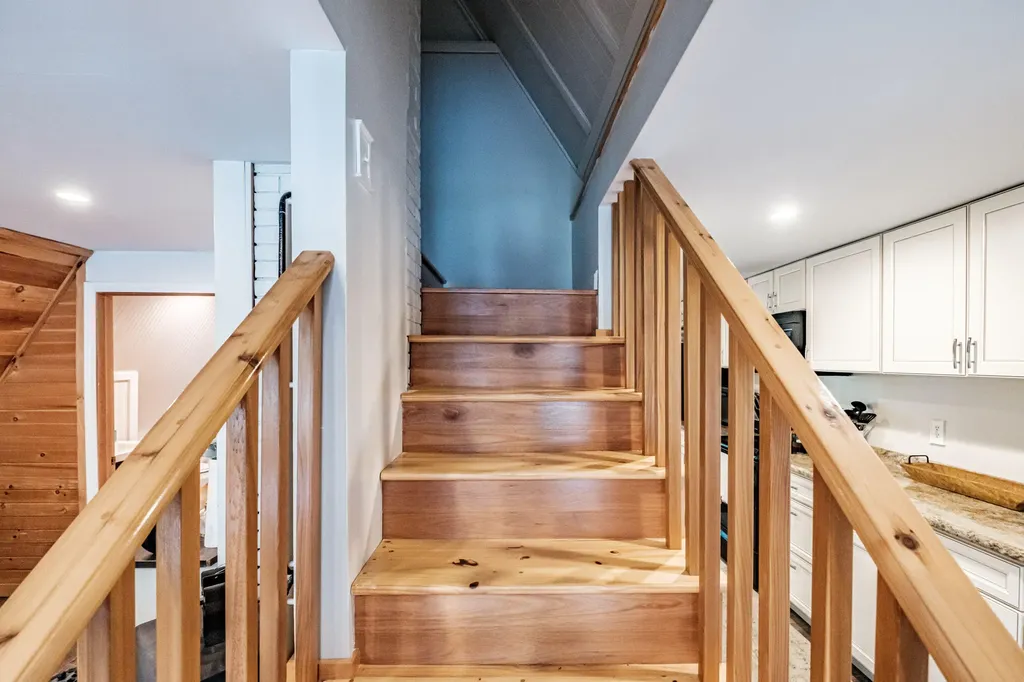 112 Birch Drive Poland ME 04274