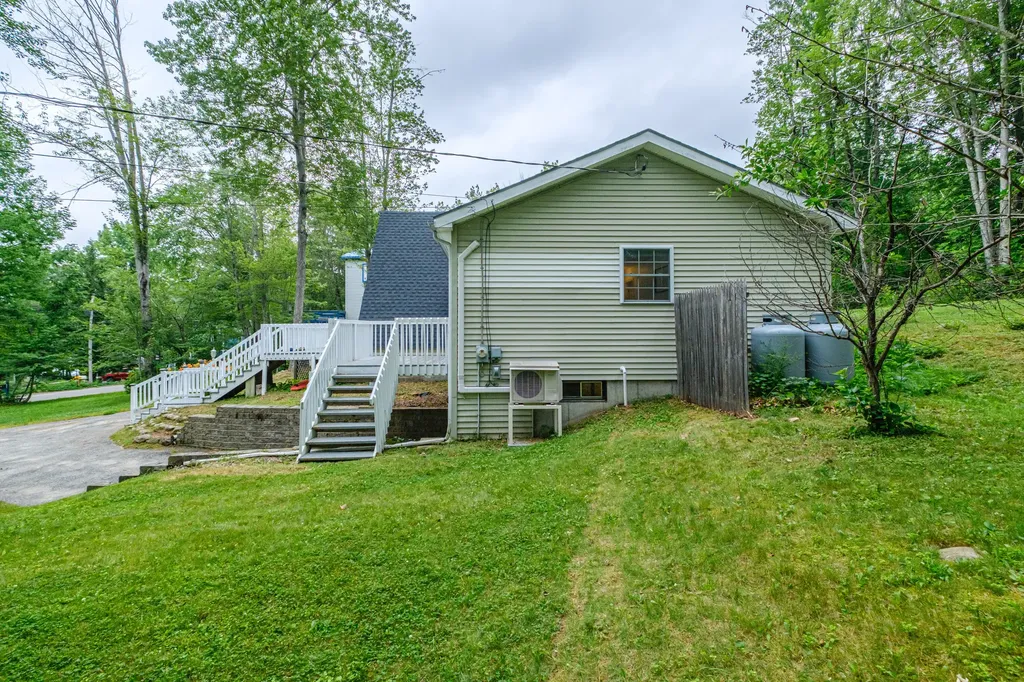 112 Birch Drive Poland ME 04274