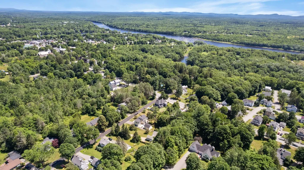 7 Spencer Street Orono ME 04473