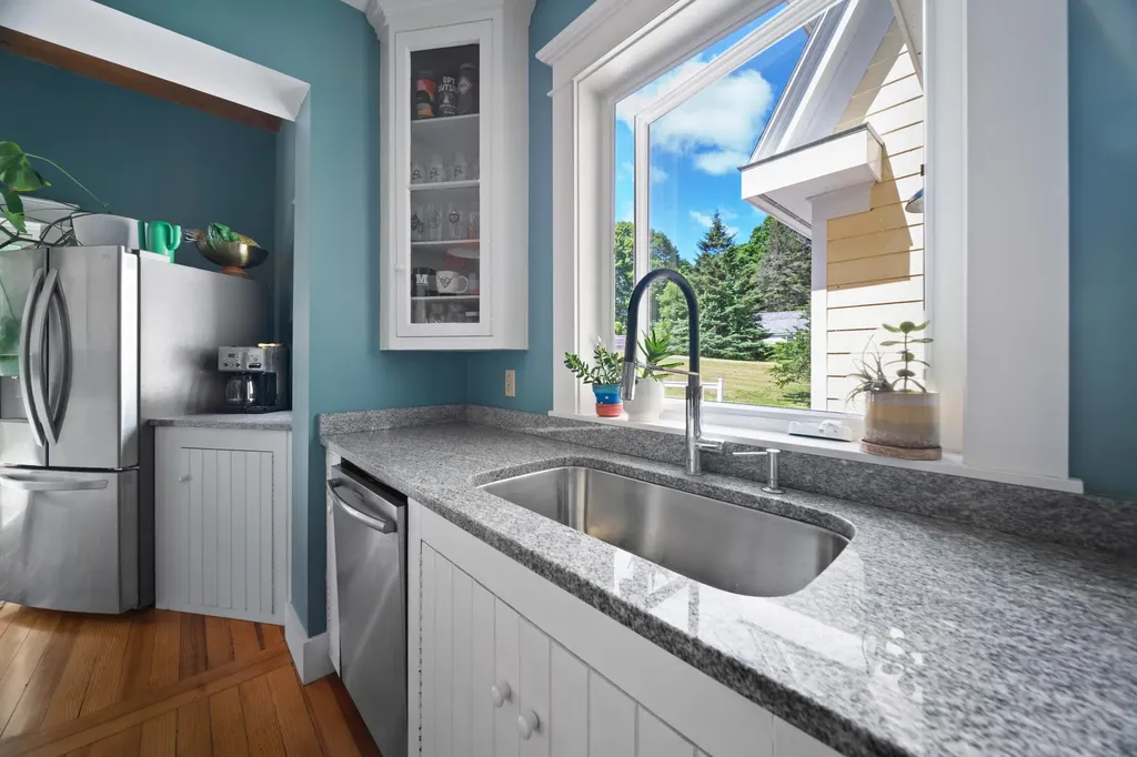 7 Spencer Street Orono ME 04473