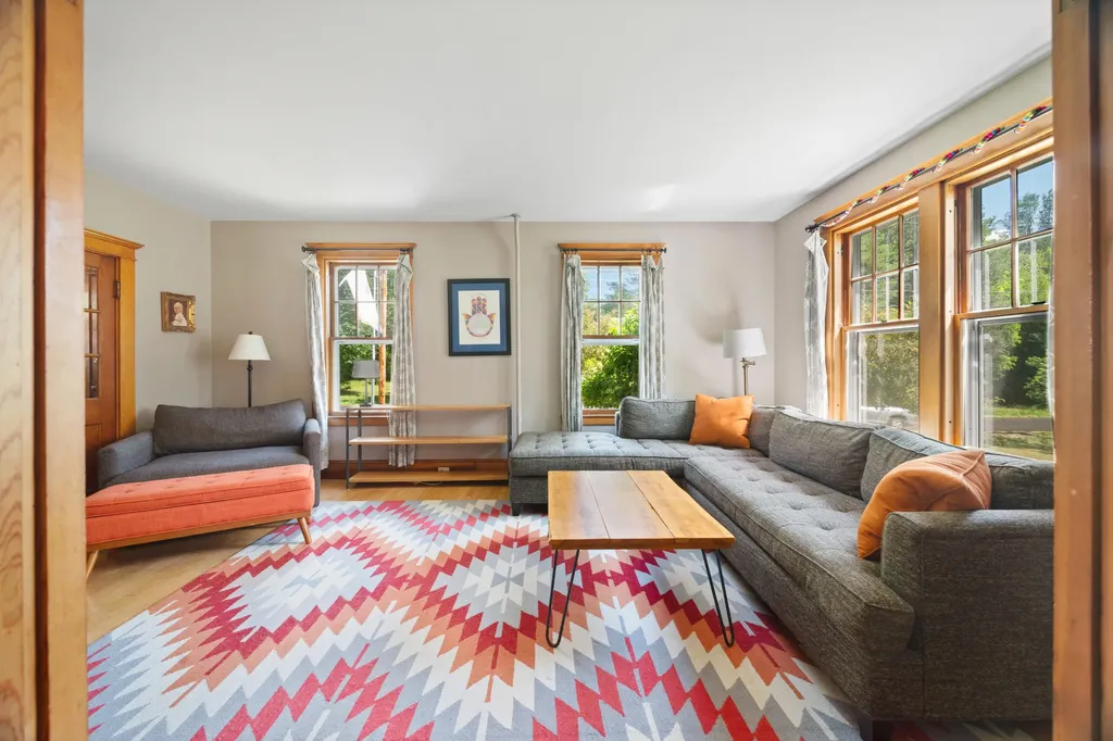 7 Spencer Street Orono ME 04473