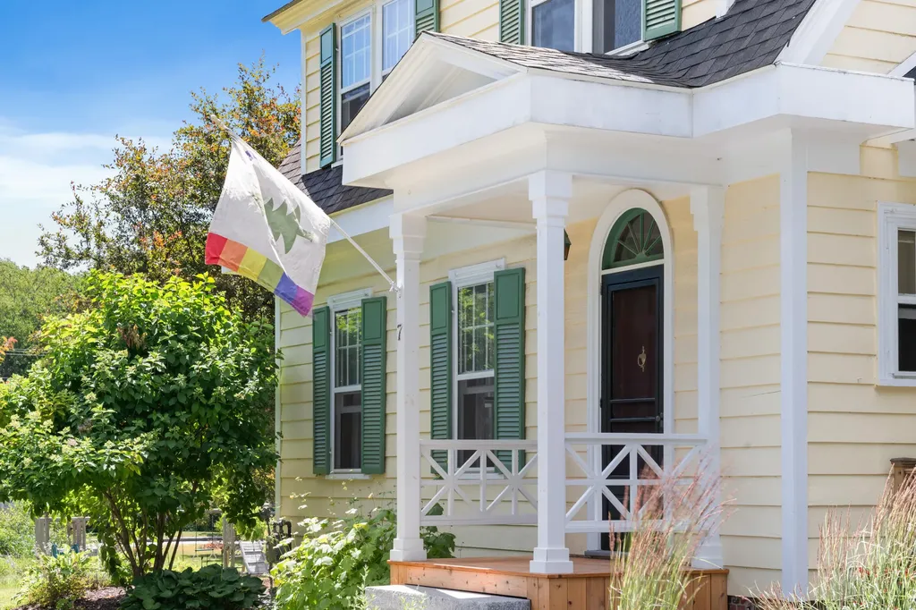 7 Spencer Street Orono ME 04473