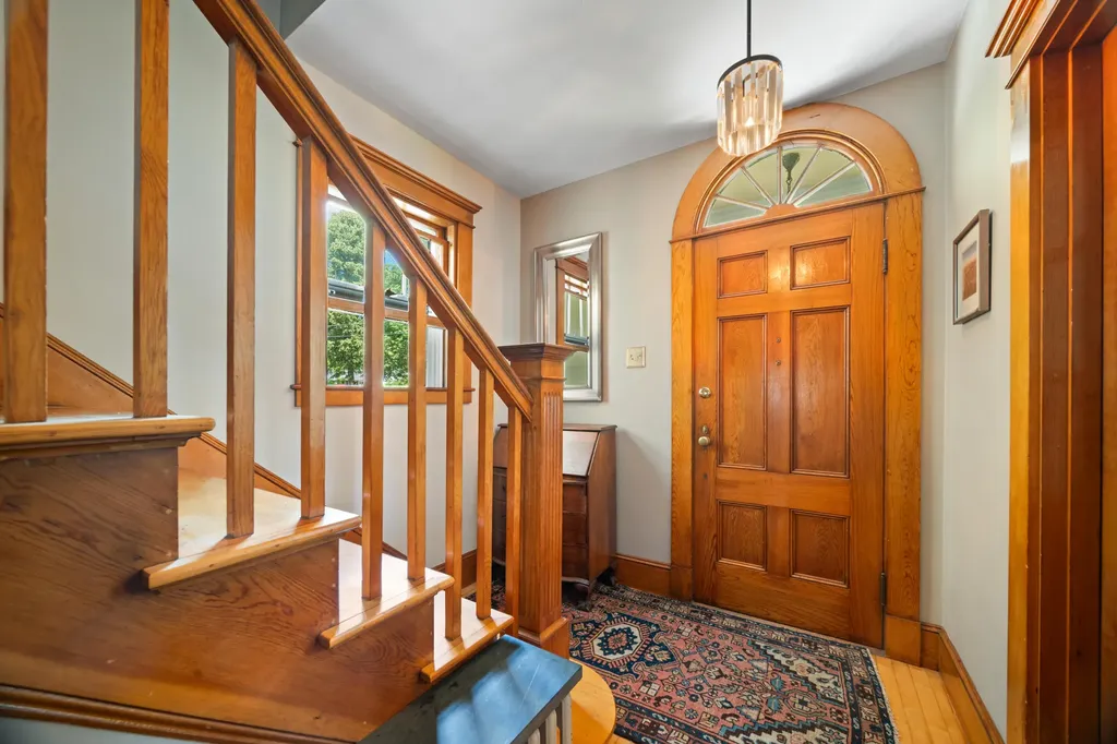 7 Spencer Street Orono ME 04473